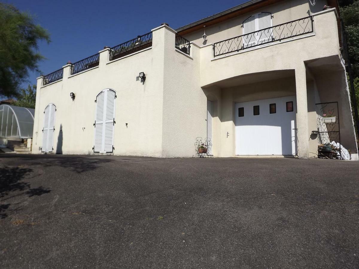 Apartamento Chez Gerard Champigneulles Exterior foto